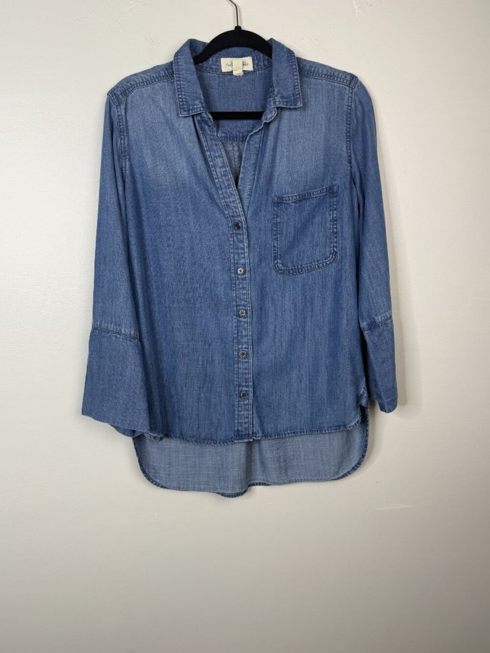 Cloth & Stone Women's Chambray 3/4 Sleeve High Low Button Down Shirt Size M